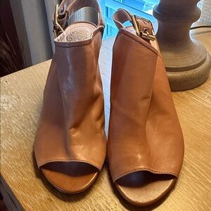 Vince Camuto Tan Open-Toe Heels